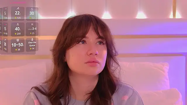 MeganStrain online show from 10-17-25, 03:31