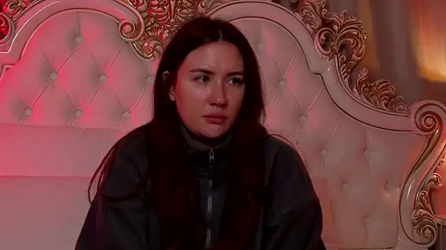 MeganStrain online show from 02-02-26, 03:38