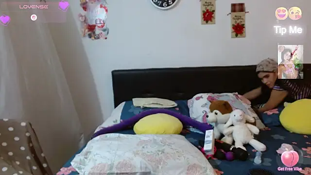 angelly  kate online show from 12-19-25, 02:29