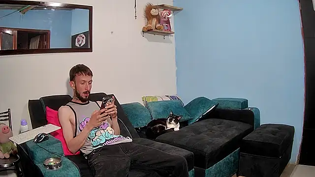 Snapshot of tom-y-alexa chatting on 10-05-25, 01:04 tom-y-alexa online show from 10-05-25, 01:04