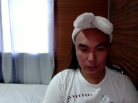 asianayumi online show from 10-12-25, 07:29