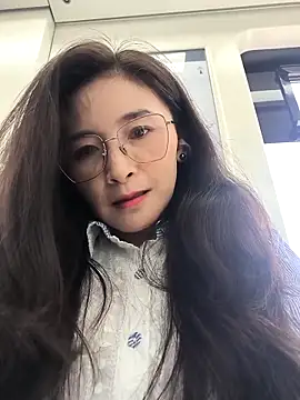 Snapshot of wsyx326 chatting on 09-24-25, 02:48 wsyx326 online show from 09-24-25, 02:48