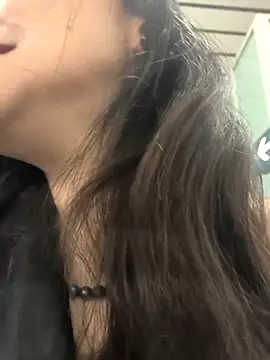 Snapshot of wsyx326 chatting on 10-18-25, 08:15 wsyx326 online show from 10-18-25, 08:15