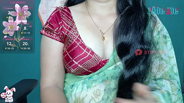 Snapshot of megHana_teLugGu chatting on 10-18-25, 04:48 megHana teLugGu online show from 10-18-25, 04:48