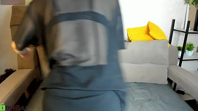 Lori Blossom online show from 02-05-26, 06:18