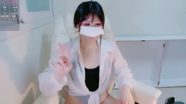 hyeony s96 online show from 04-18-26, 12:31