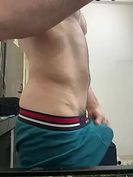 Snapshot of FitNhot_sam chatting on 02-17-26, 09:50 FitNhot sam online show from 02-17-26, 09:50