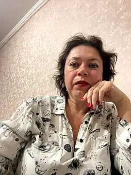 Kiravix online show from 11-18-25, 06:45