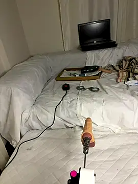 Snapshot of Ozge-SluttyScream69 chatting on 11-26-25, 09:49 Ozge-SluttyScream69 online show from 11-26-25, 09:49