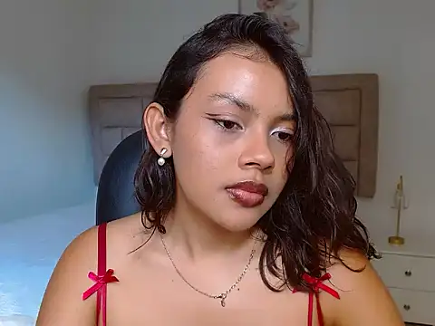 Mariannexoxx online show from 11-07-25, 07:47