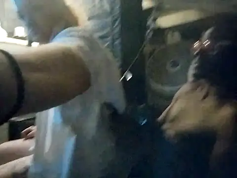 SnowBunny1224 online show from 10-21-25, 12:28