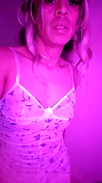 Snapshot of AlexaSugarbby chatting on 11-05-25, 02:28 AlexaSugarbby online show from 11-05-25, 02:28