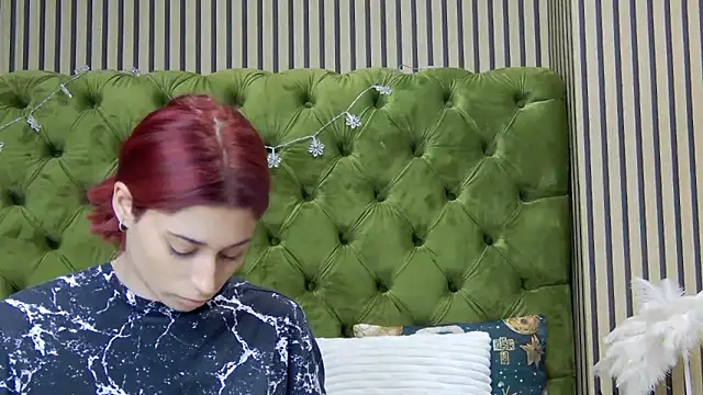 LunaHart online show from 01-17-26, 06:22