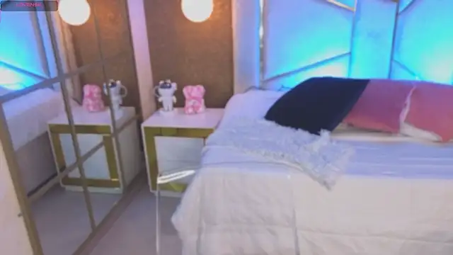 Snapshot of Anne_Mallow chatting on 02-24-26, 11:30 Anne Mallow online show from 02-24-26, 11:30