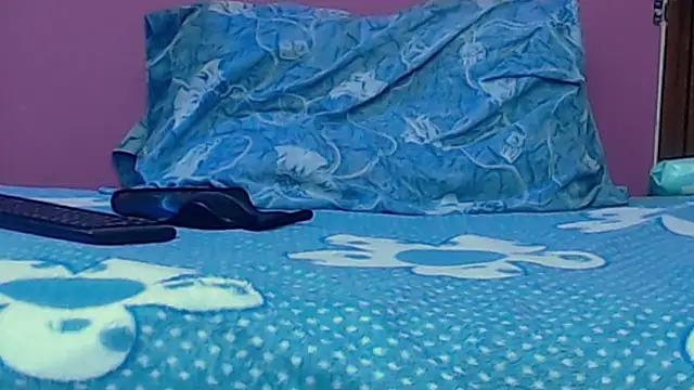 skinnybarbie022 online show from 09-28-25, 01:22