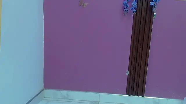 skinnybarbie022 online show from 10-17-25, 12:58