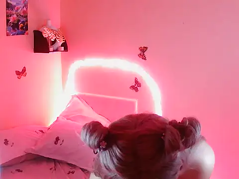 Snapshot of AudreyBlaise chatting on 09-26-25, 03:05 AudreyBlaise online show from 09-26-25, 03:05