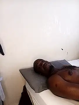 Snapshot of WaiterZim chatting on 11-03-25, 09:21 WaiterZim online show from 11-03-25, 09:21