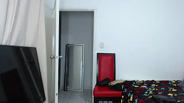 Alex mojica online show from 09-21-25, 05:42