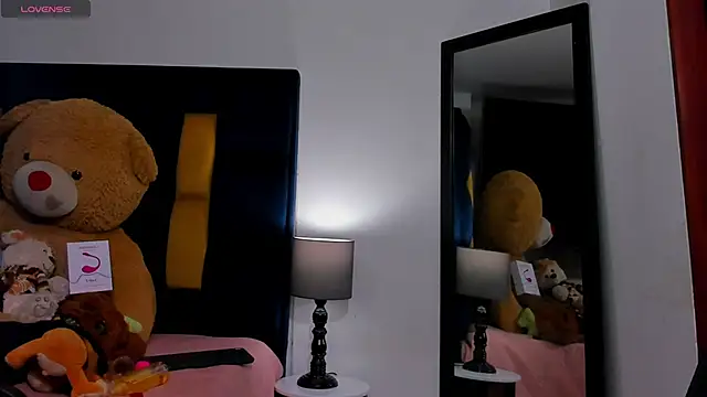 Snapshot of Evan_Storn chatting on 11-08-25, 04:01 Evan Storn online show from 11-08-25, 04:01