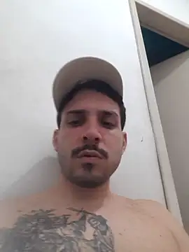 Snapshot of branquintatto chatting on 11-06-25, 12:06 branquintatto online show from 11-06-25, 12:06