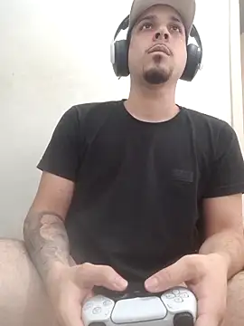 Snapshot of branquintatto chatting on 11-19-25, 12:27 branquintatto online show from 11-19-25, 12:27