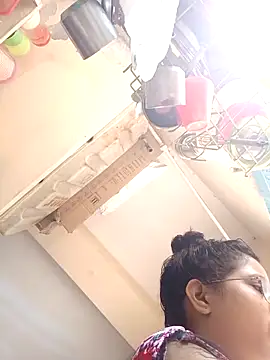 thanusi 2 online show from 09-29-25, 03:44