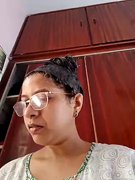 thanusi 2 online show from 10-24-25, 04:20