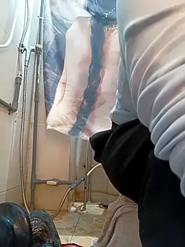 linhlinh xx87 online show from 02-15-26, 01:31