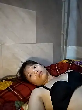 LinhNa999 online show from 09-22-25, 12:45