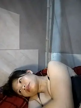 LinhNa999 online show from 09-23-25, 04:59