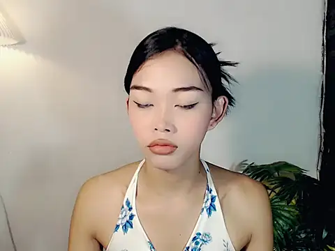 holyakiesha online show from 10-20-25, 12:33