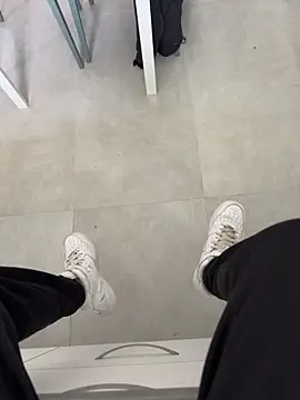 Manu97k online show from 03-28-26, 03:44