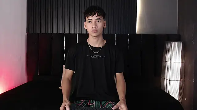 Dominic ghost online show from 12-19-25, 04:19