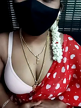 Snapshot of Tamil_Lotus chatting on 09-24-25, 05:33 Tamil Lotus online show from 09-24-25, 05:33