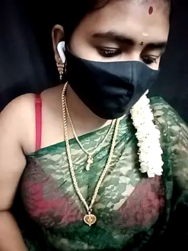 Snapshot of Tamil_Lotus chatting on 09-26-25, 05:06 Tamil Lotus online show from 09-26-25, 05:06