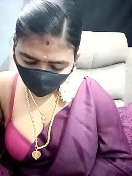 Snapshot of Tamil_Lotus chatting on 09-29-25, 06:02 Tamil Lotus online show from 09-29-25, 06:02