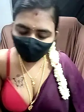 Snapshot of Tamil_Lotus chatting on 10-15-25, 05:13 Tamil Lotus online show from 10-15-25, 05:13