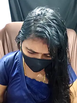 Snapshot of Tamil_Lotus chatting on 11-19-25, 05:46 Tamil Lotus online show from 11-19-25, 05:46