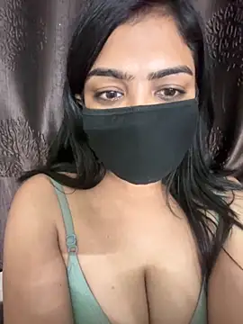 Snapshot of Theindian_Barbie chatting on 10-25-25, 03:51 Theindian Barbie online show from 10-25-25, 03:51