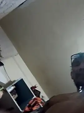 Snapshot of destroassbig2 chatting on 02-21-26, 09:54 destroassbig2 online show from 02-21-26, 09:54