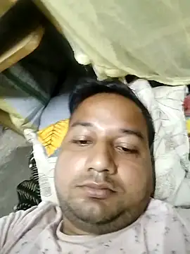 Snapshot of sumit_19 chatting on 10-23-25, 12:54 sumit 19 online show from 10-23-25, 12:54