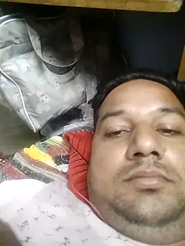 Snapshot of sumit_19 chatting on 10-23-25, 04:17 sumit 19 online show from 10-23-25, 04:17