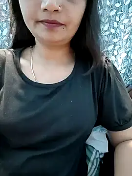 Vaani Actress online show from 04-12-26, 02:11