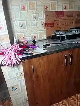 Snapshot of miss-maya24 chatting on 10-09-25, 11:19 miss-maya24 online show from 10-09-25, 11:19