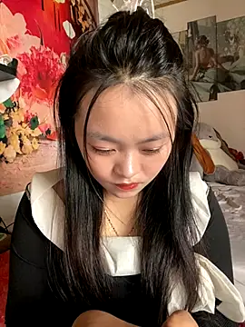 Snapshot of Julia-Elsa chatting on 09-17-25, 03:41 Julia-Elsa online show from 09-17-25, 03:41