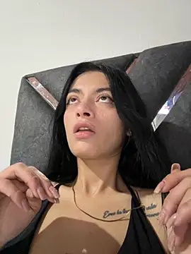 LiaCollings online show from 10-17-25, 11:13