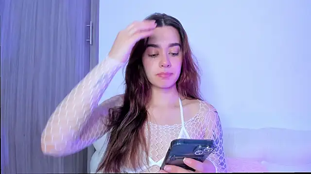 Snapshot of MissLana77 chatting on 02-13-26, 12:17 MissLana77 online show from 02-13-26, 12:17