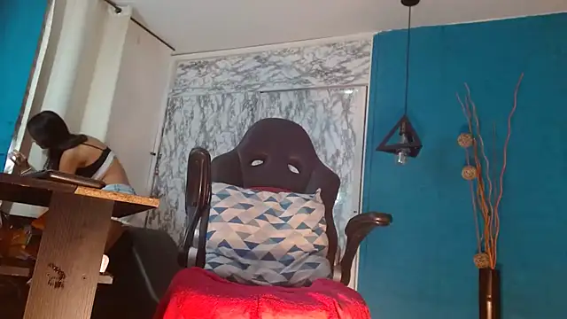 hanna mooreee online show from 03-05-26, 06:59