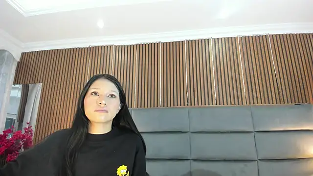 Snapshot of Sophie_Calloway chatting on 09-26-25, 01:04 Sophie Calloway online show from 09-26-25, 01:04